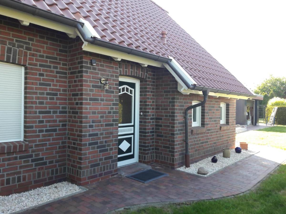 Tolles Ferienhaus In Pilsum - Ferienhaus Trientje - Mit Garten Und Ueberdachter Terrasse المظهر الخارجي الصورة